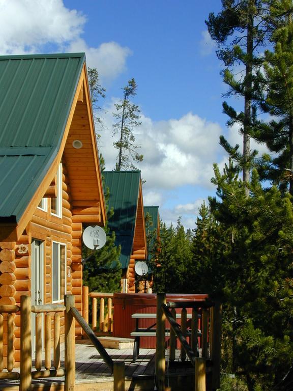 The Pines At Island Park Villa Exteriör bild